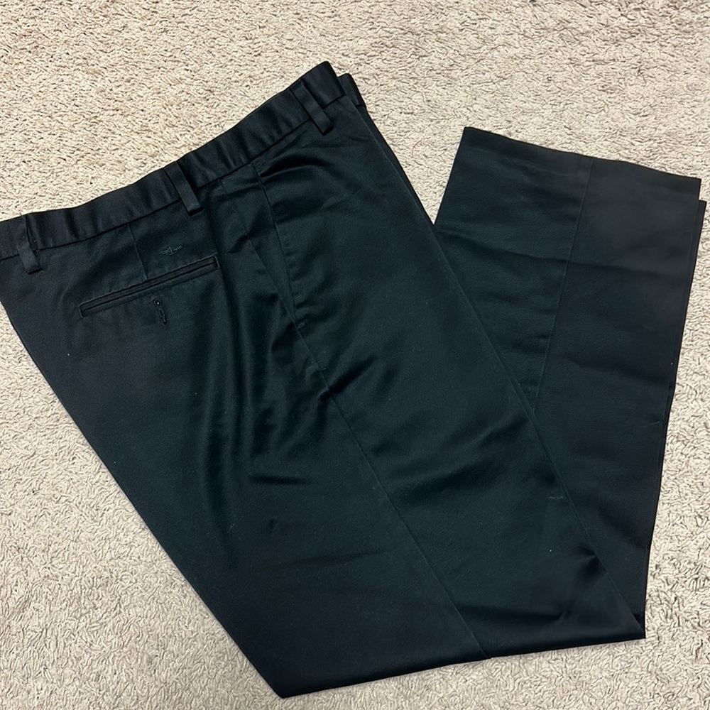 Men’s Dockers size W 36 L 30, flat front pants